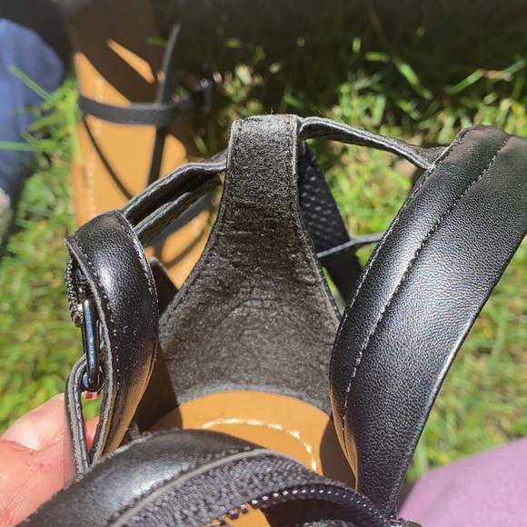 BCBGeneration Brania X Black Gladiator Sandals Zip Buckles size 6 - Picture 4 of 6